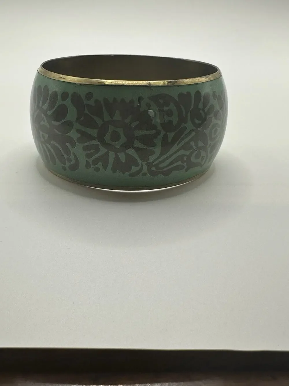 Vintage Floral Green Enamel Brass Bangle Bracelet Size 8